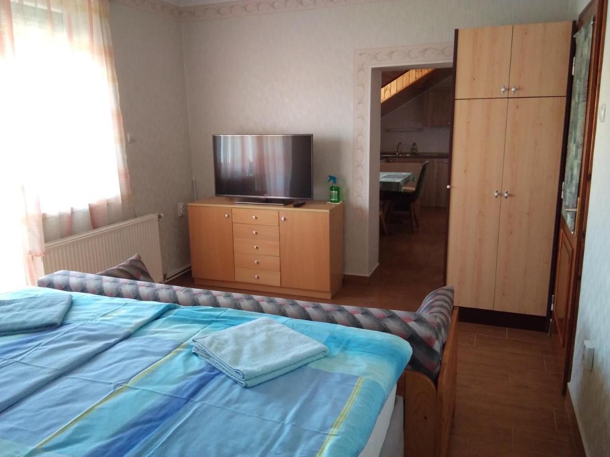 Martha Apartman Bük 外观 照片